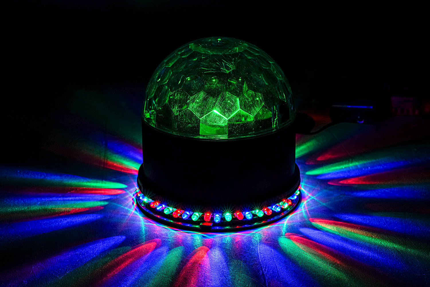 LED Crystal Ball (ZYB-16BAT)
