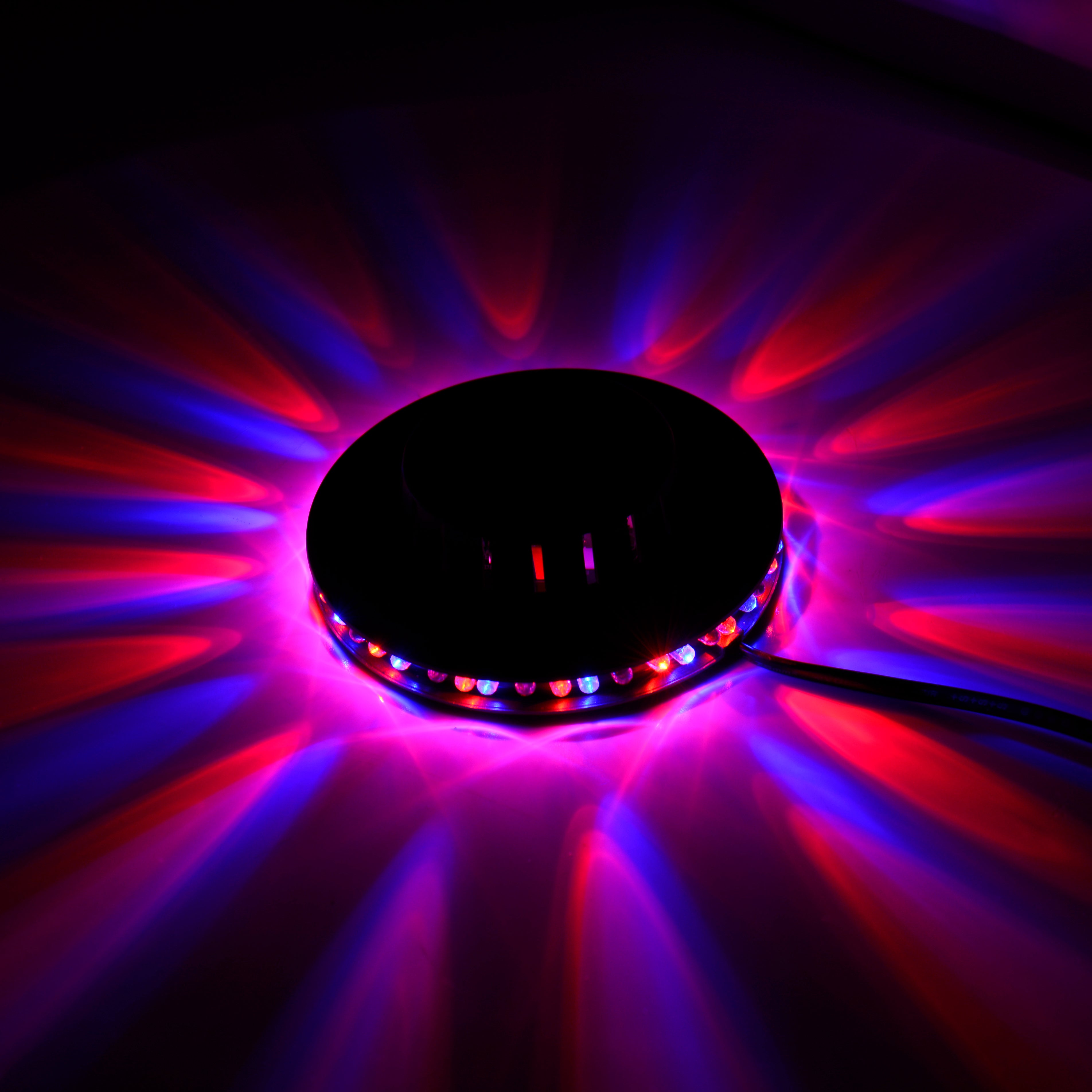 センペルビウム Ufo UFO LED Light (ZYB-U08) – NipponAmerica